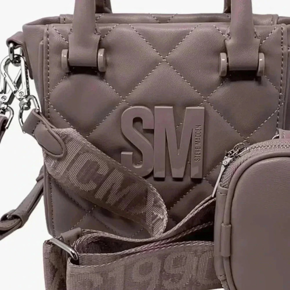 Steve Madden Bbabi convertible cross bag - Picture 3 of 3